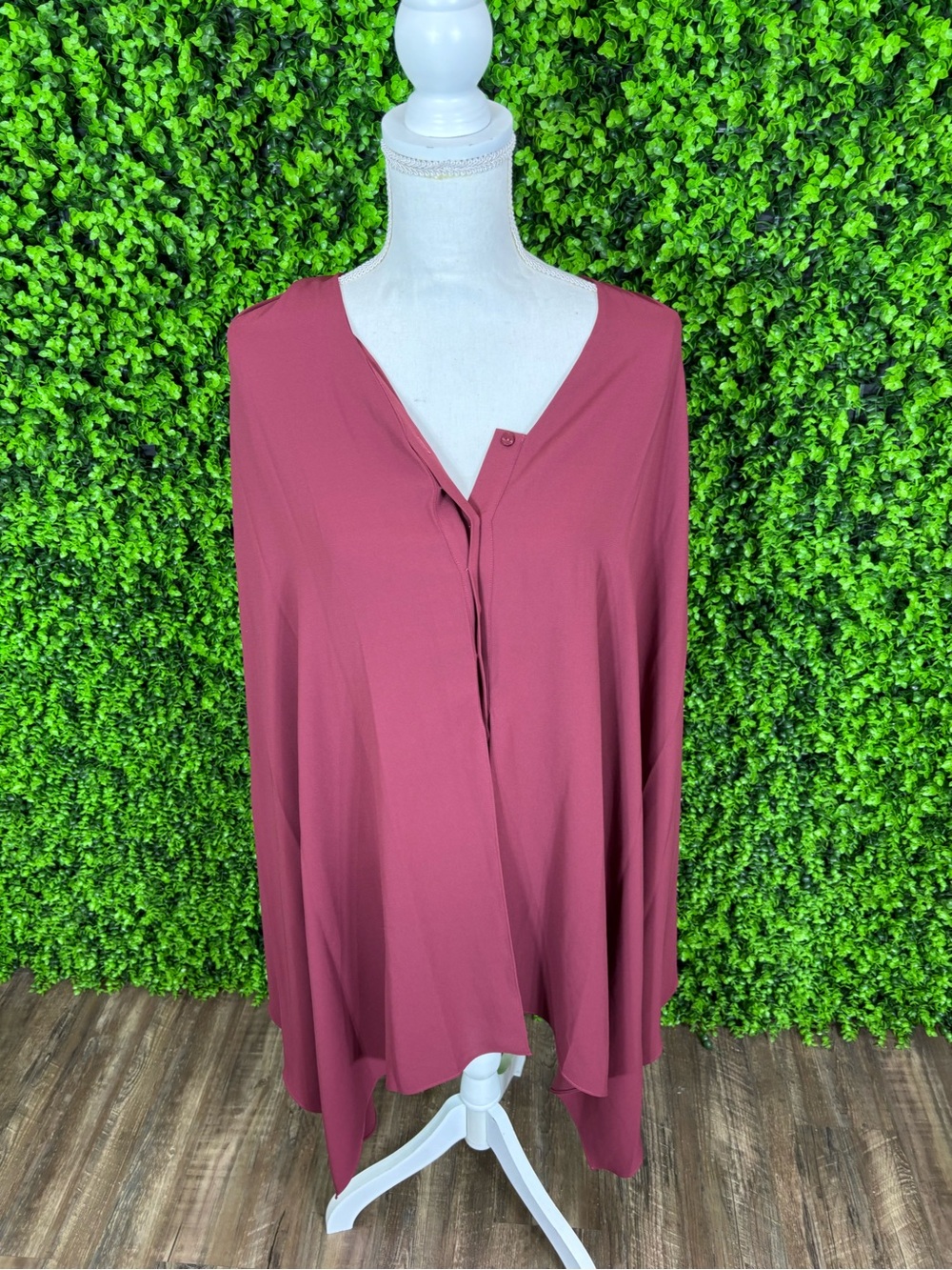 BCBGMaxAzria Rosewood Long Sleeve Flowing Button-Front Dress